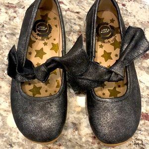 Livie and Luca black size 13